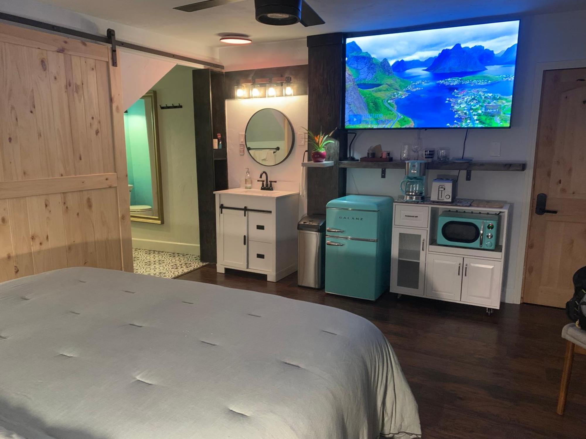 Inn The Pines And 2*
