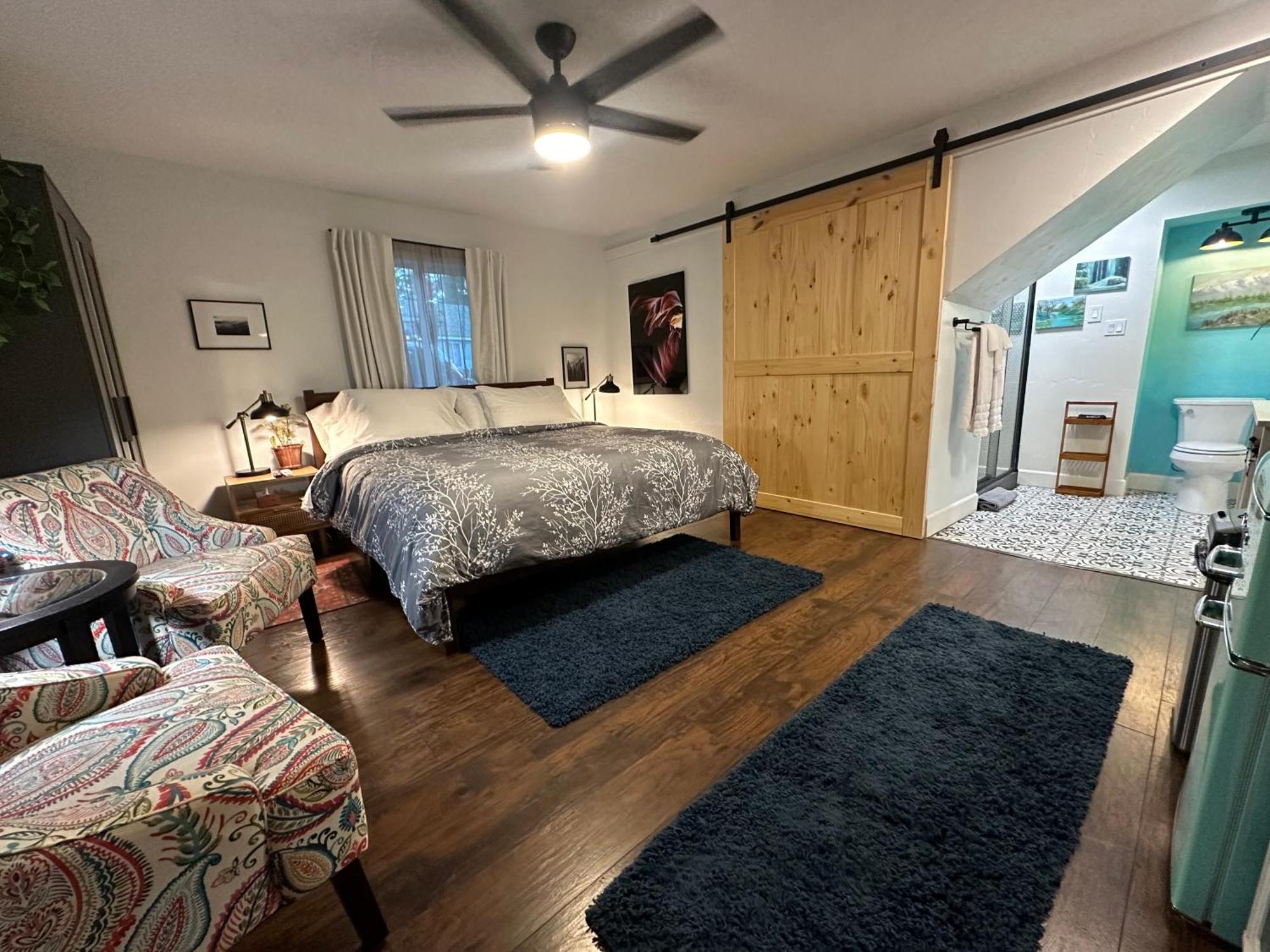 Inn The Pines And 2*